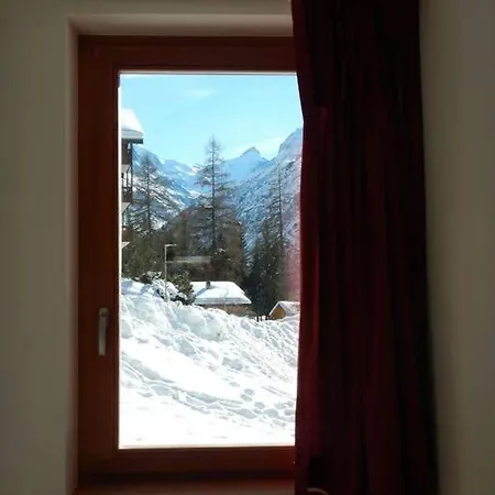 B Et Chaleureux Apartman