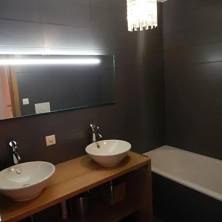 Apartment B Et Chaleureux *